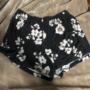Brandy Melville floral printed shorts